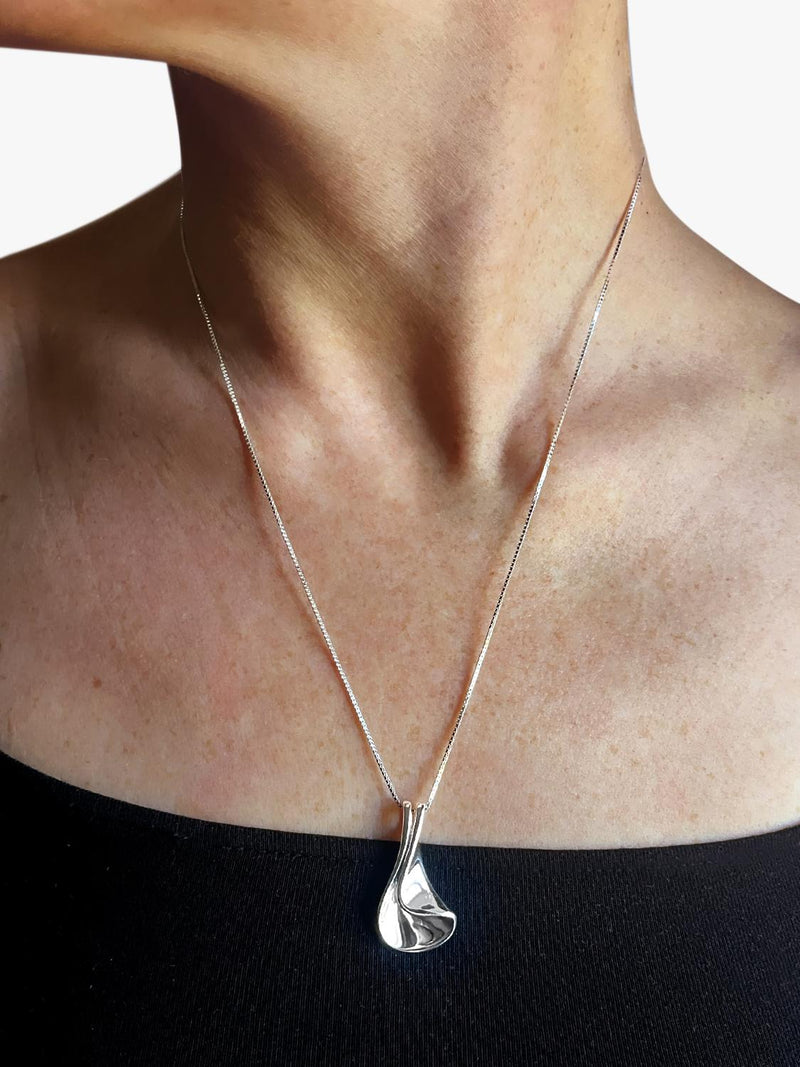 Nina B folded silver pendant 50cm chain - British product