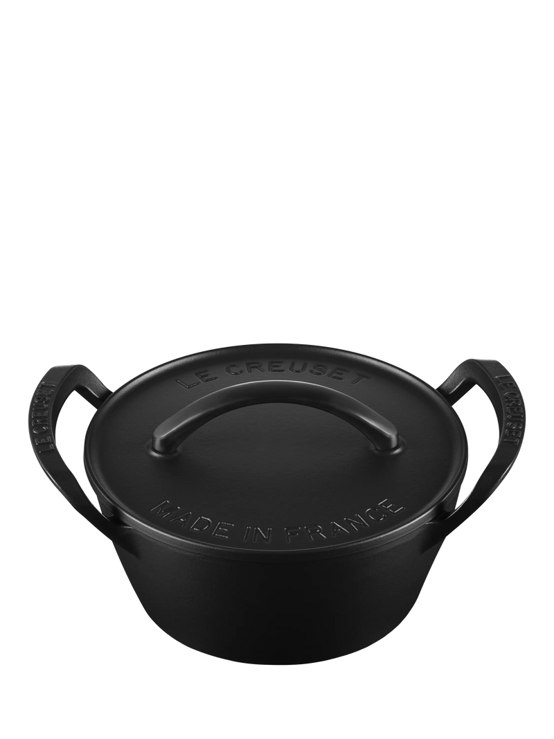 Le Creuset outdoor cast iron casserole matte black 25cm (British brand)