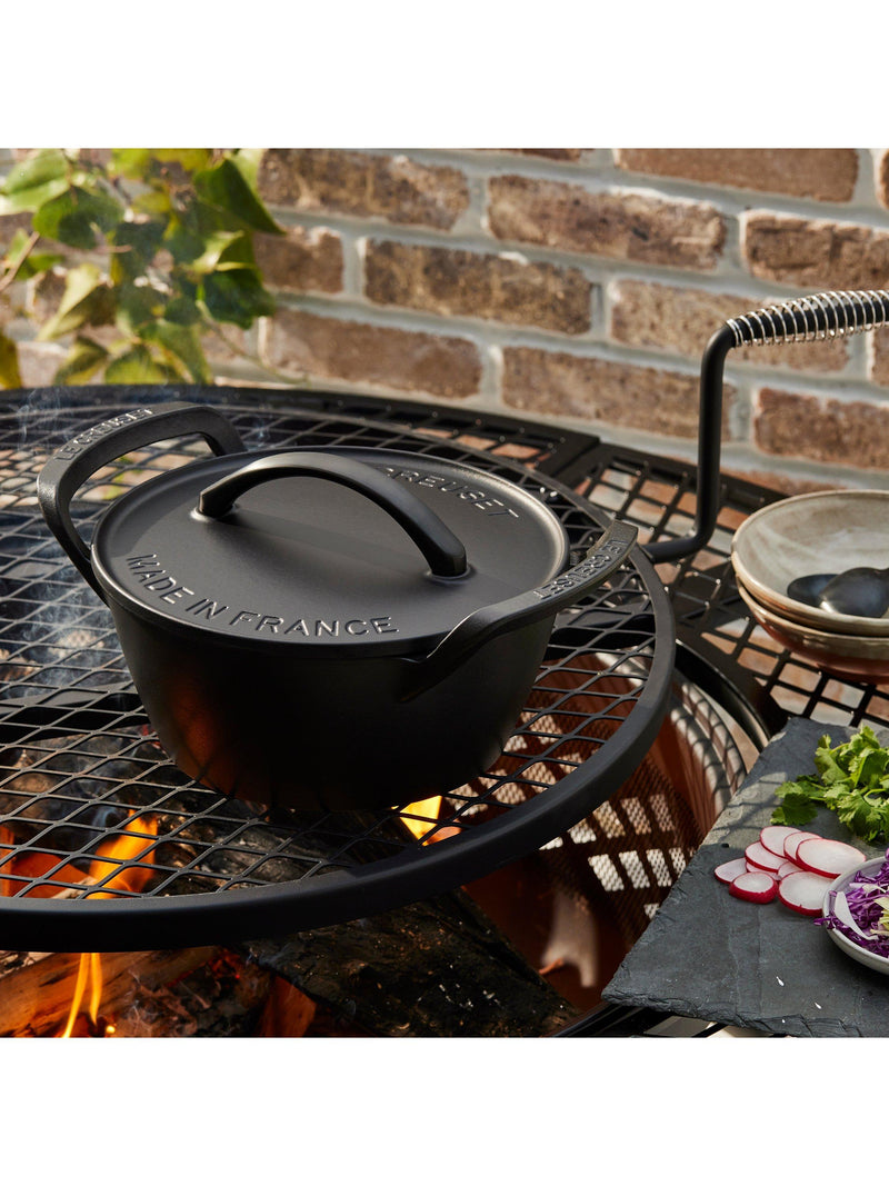Le Creuset outdoor cast iron casserole matte black 25cm (British brand)