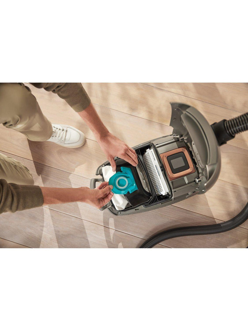 Miele HyClean Pure vacuum bags and filter pack 4 pieces, imported from the UK