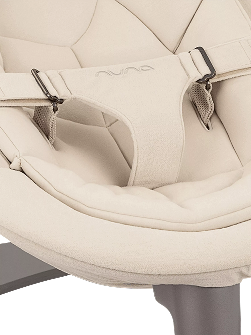 Nuna Leaf Grow bouncer Cloud, imported from the UK