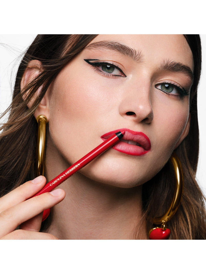Carolina Herrera Fabulous Kiss Lip Liner 1.3g, imported from the UK