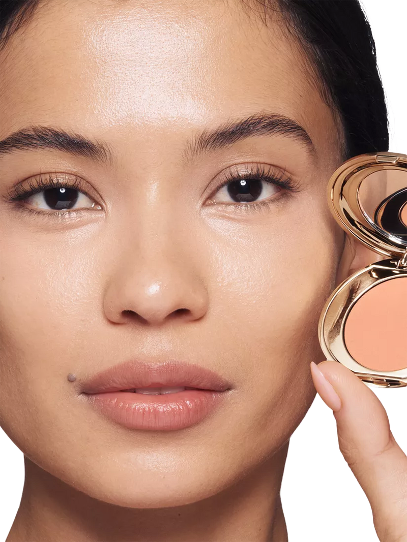 Charlotte Tilbury Magic Vanish Colour Corrector - British product