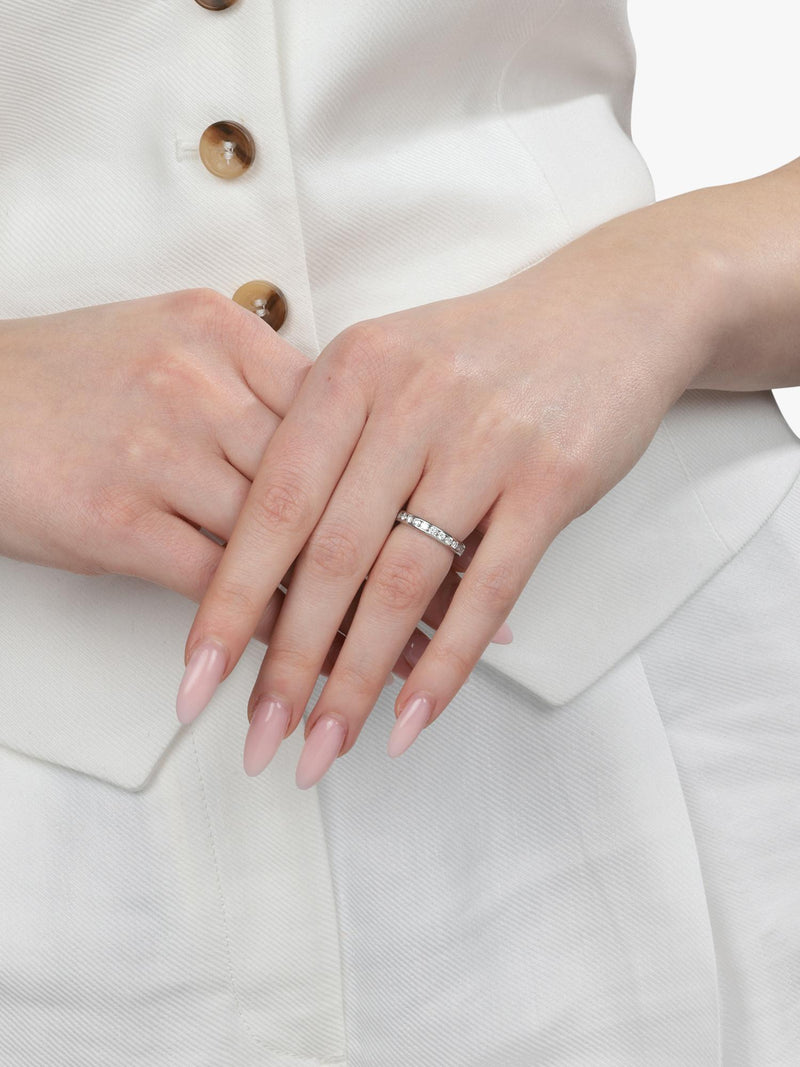 Pre-loved Tiffany & Co. diamond eternity ring in platinum (British brand)
