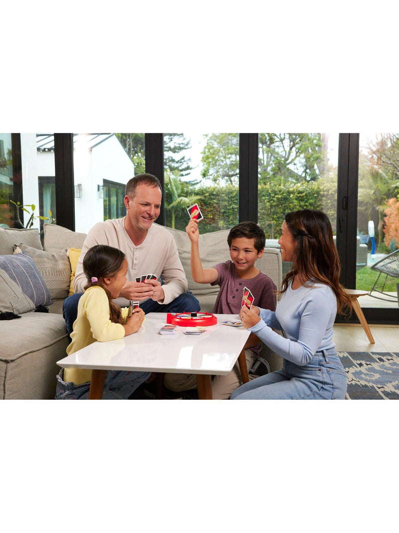 Mattel UNO Spin card game - British product