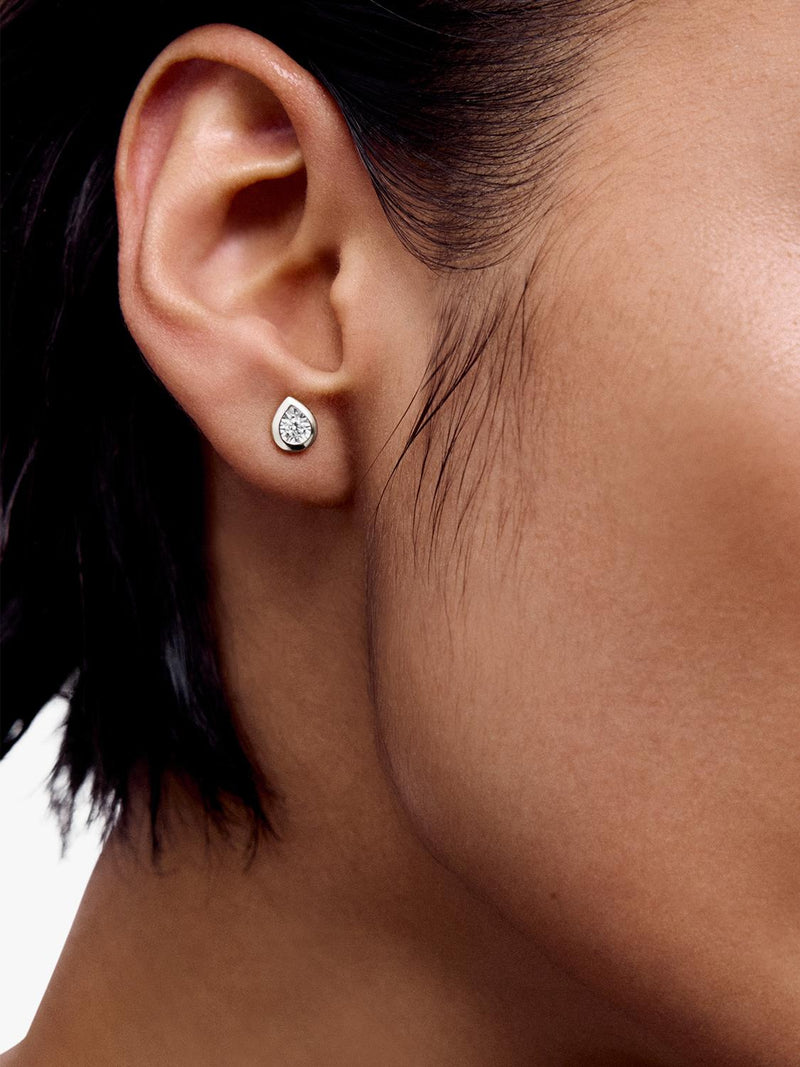 Monica Vinader sterling silver lab grown diamond stud earrings - British product