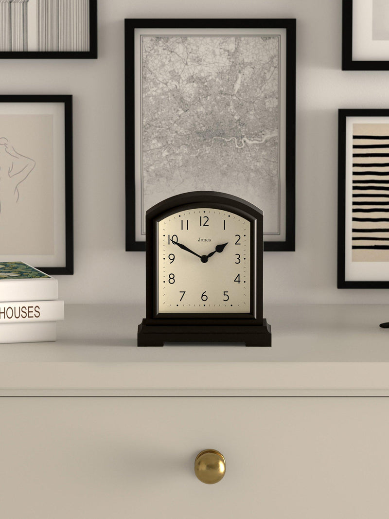 Jones Clocks tavern analogue mantel clock with quartz movement, UK version