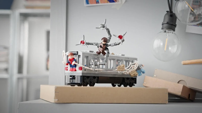 Lego Marvel Super Heroes Spider-Man vs. Doc Ock Subway Train Scene, UK version