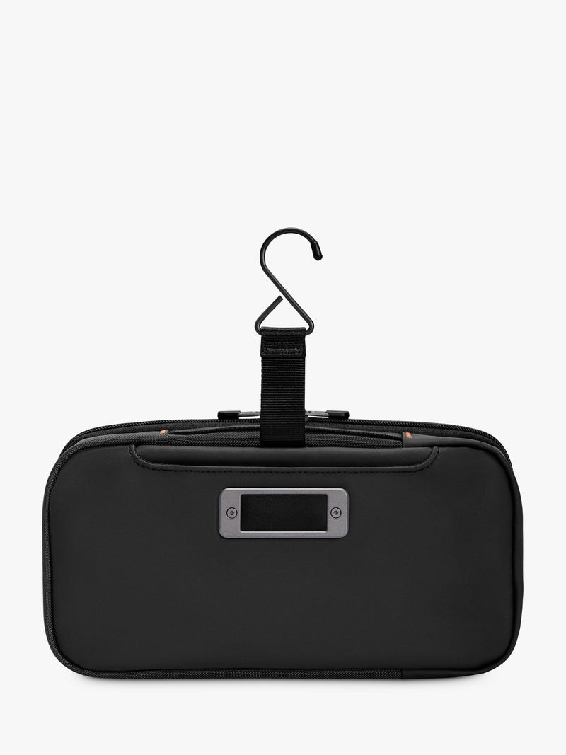 Briggs & Riley hanging toiletry kit in black (British brand)