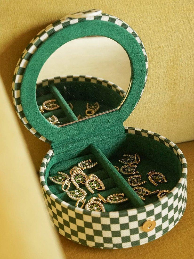 Daisy London compact jewellery case checkerboard green, UK version