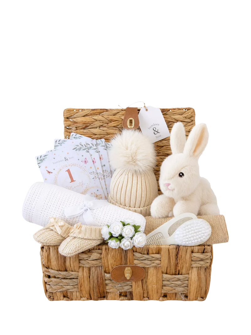 Bumbles & Boo baby hamper with personalised card (British brand)