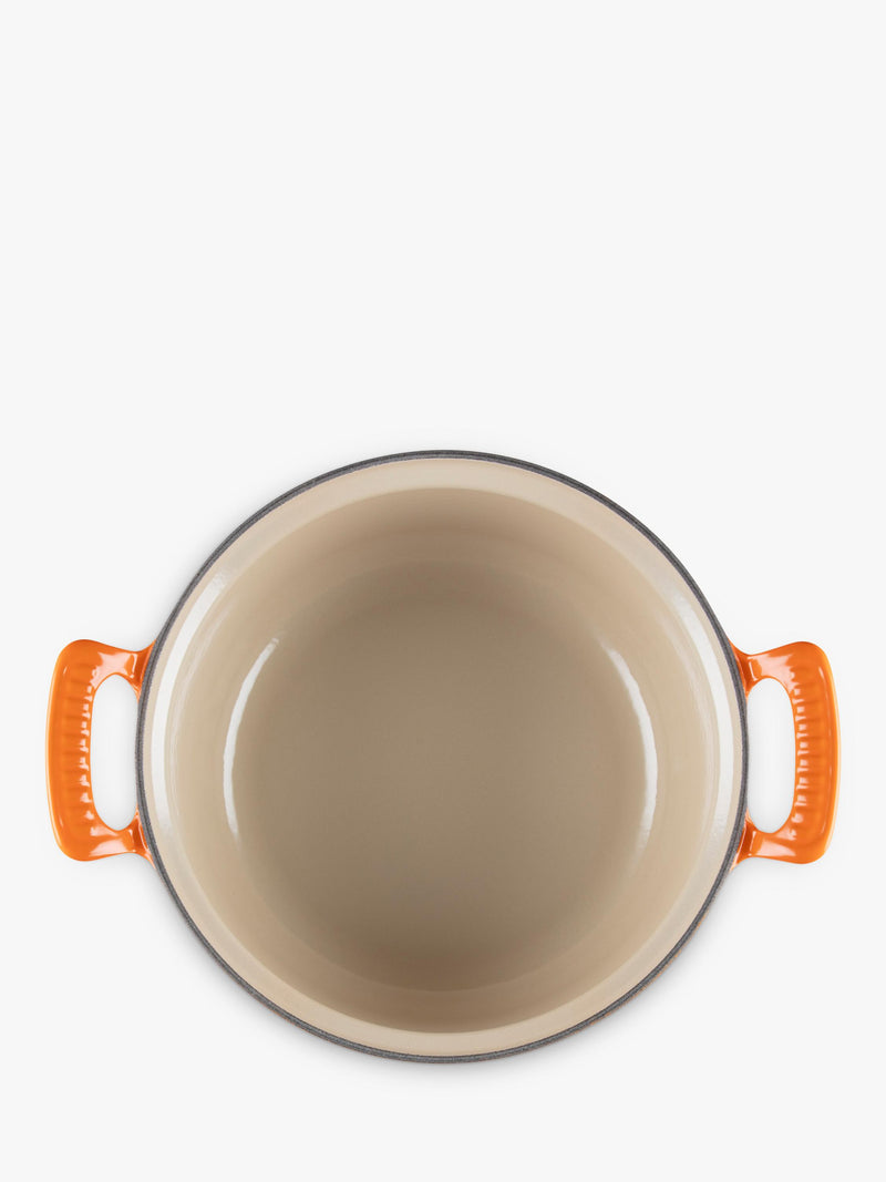 Le Creuset cast iron casserole 26cm Volcanic (British brand)