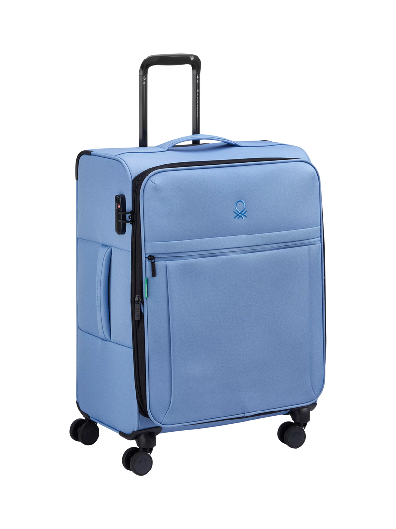 Benetton soft-side medium suitcase 66cm 4-wheel - British product