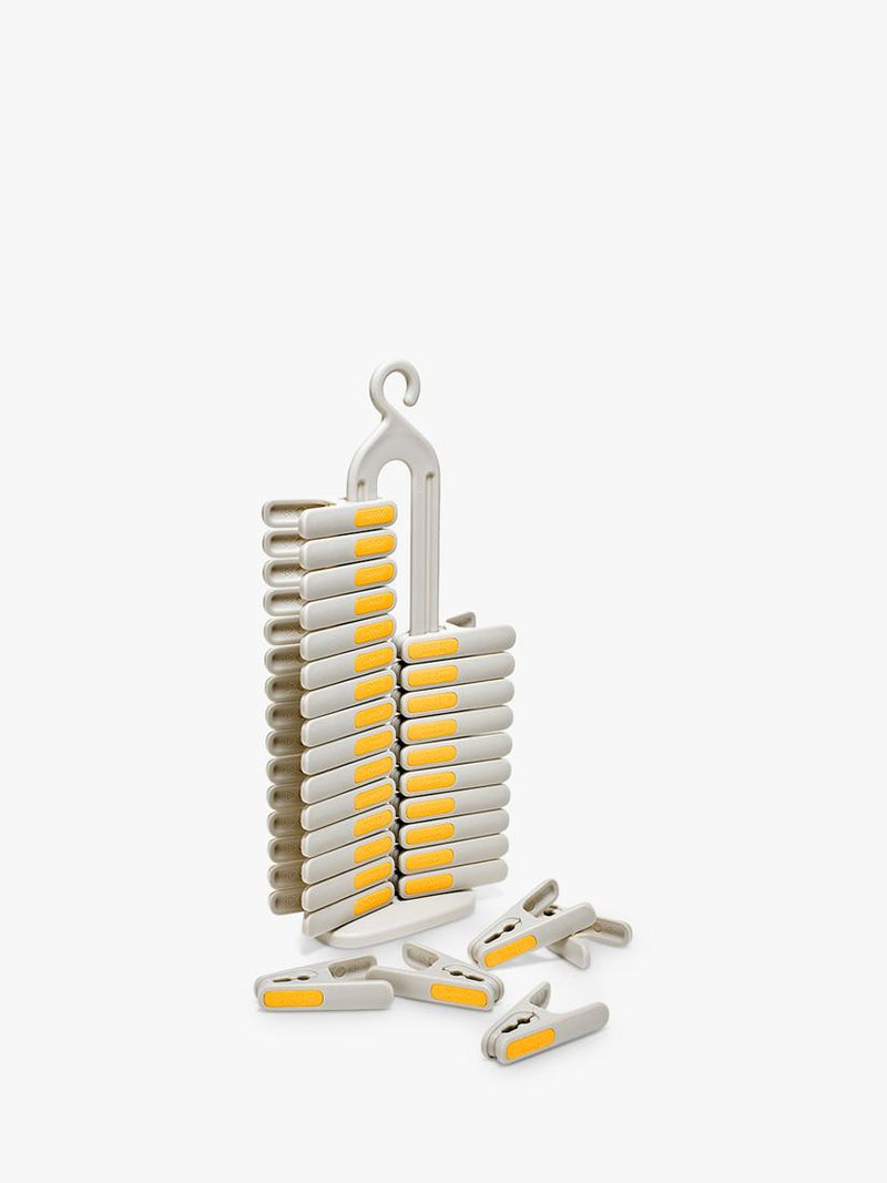 Joseph Joseph peg storage organizer with 30 UV-resistant pegs, UK version