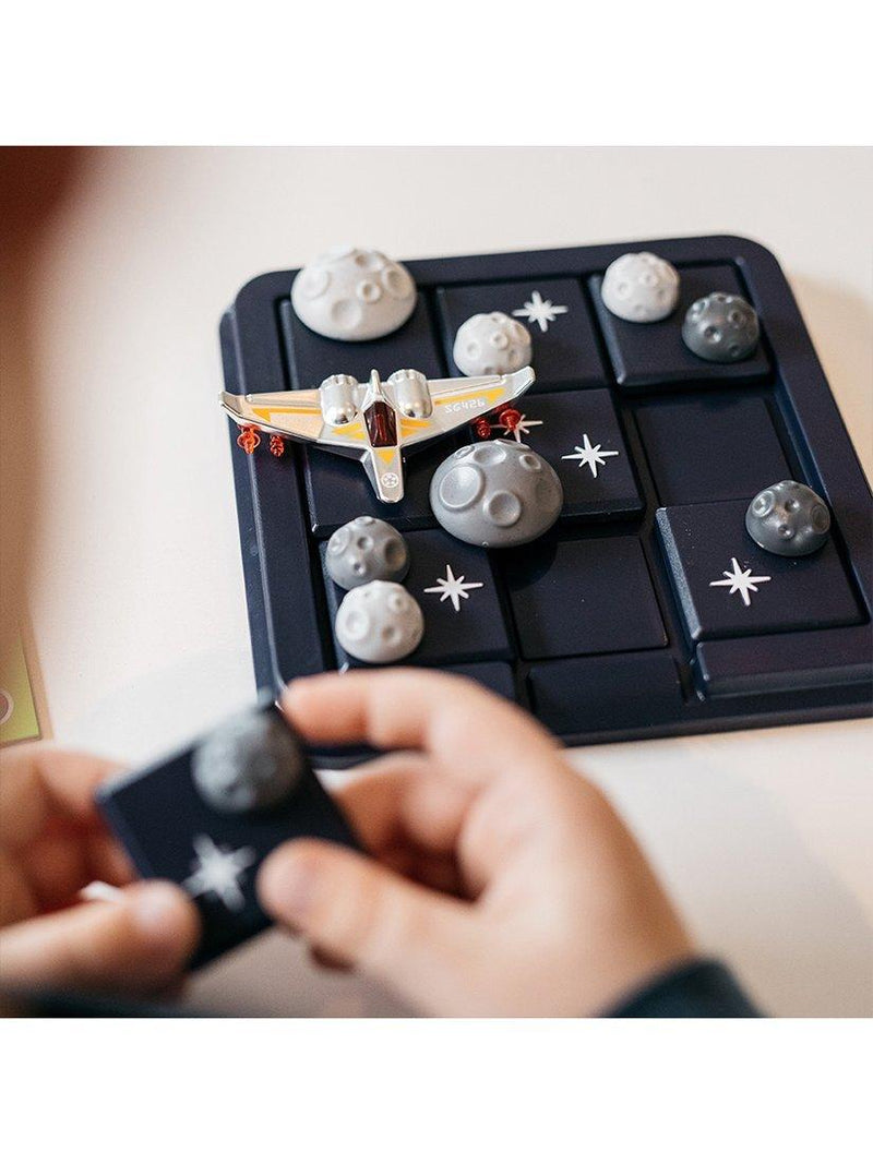 SmartGames Asteroid Escape puzzle game for ages 8+ (British brand)