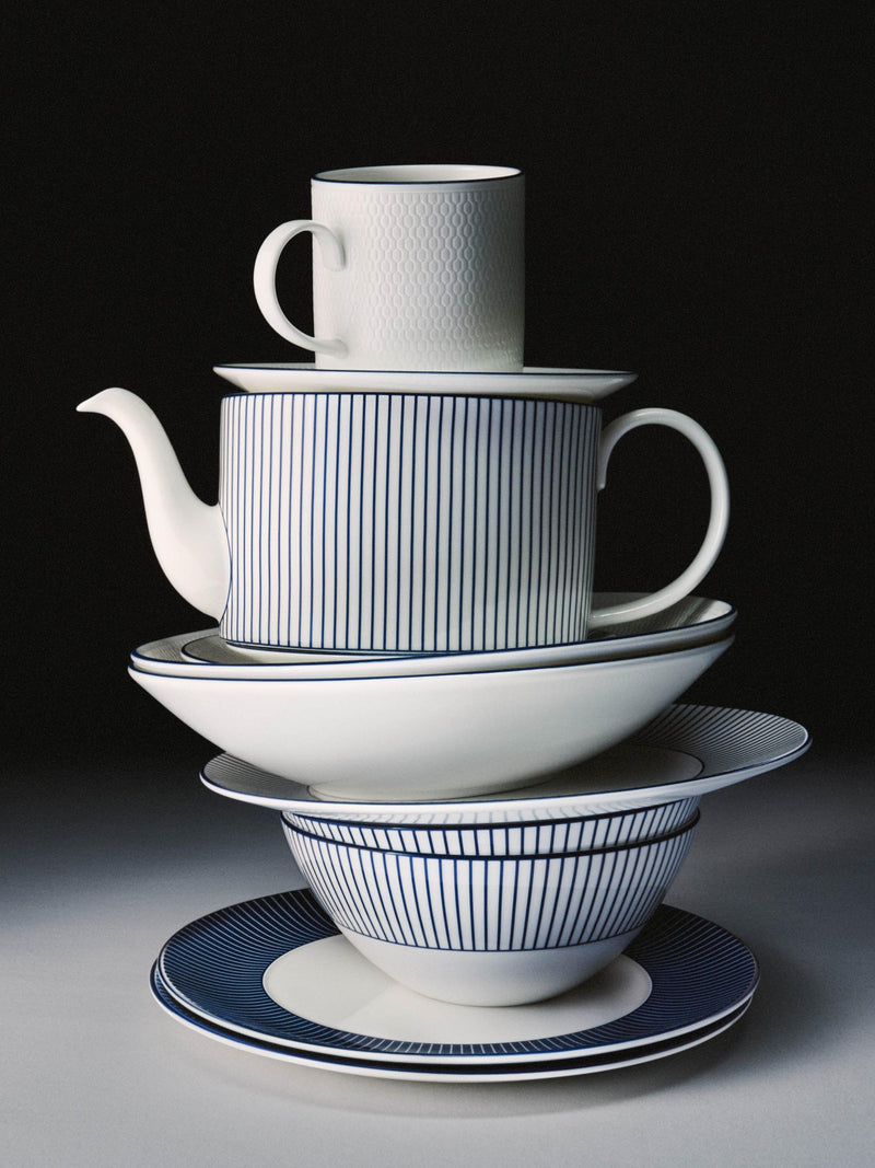 Wedgwood Gio Blue bone china dinner plate 28cm (British brand)