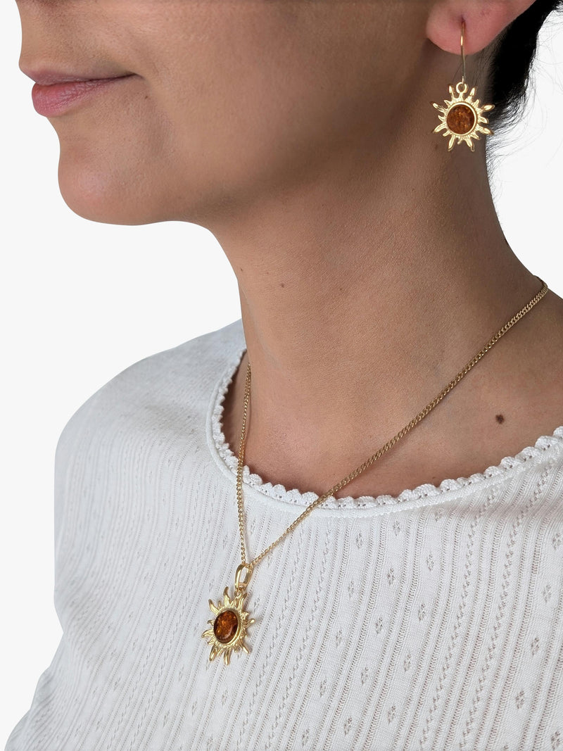 Be-Jewelled Baltic amber sunburst earrings gold cognac - British product