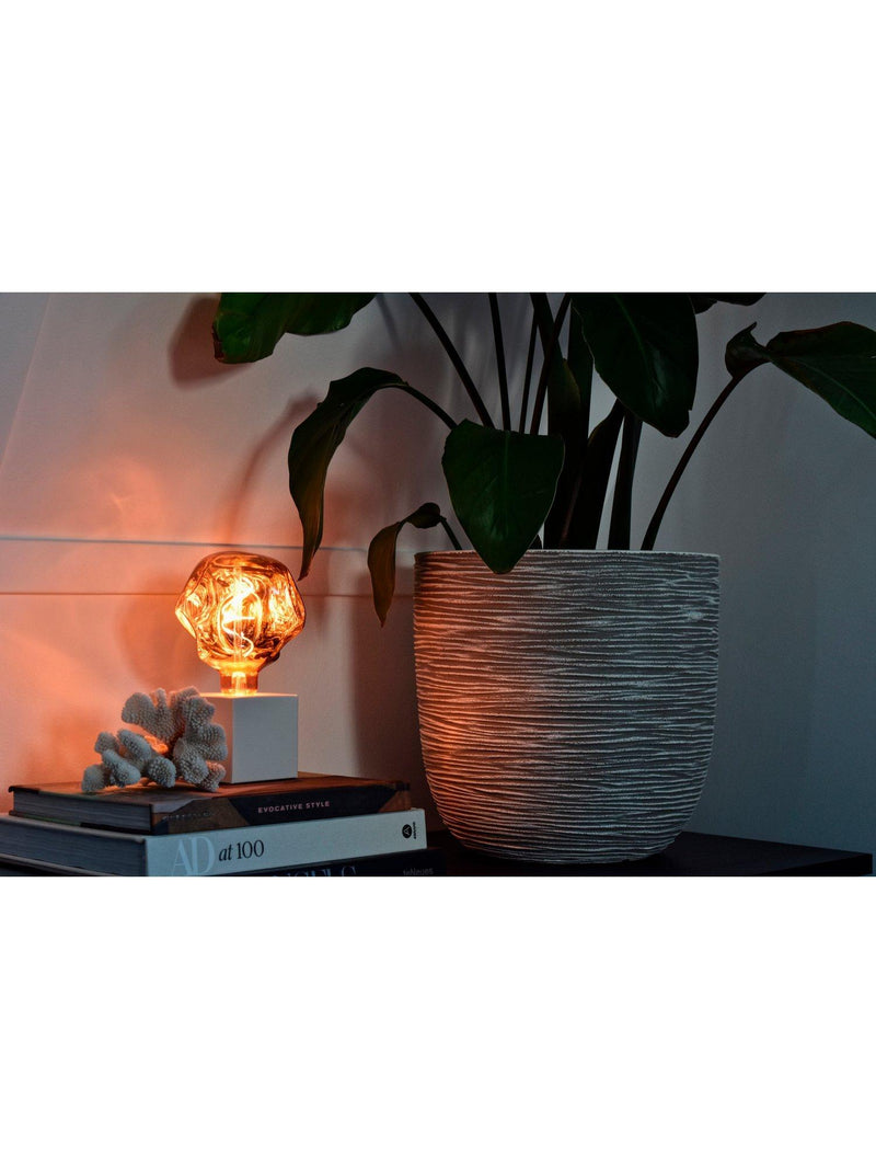 Calex pink rose dimmable LED bulb 4W E27 - British product