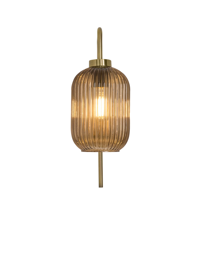 MADE Briz Wandleuchte mit strukturiertem Glas