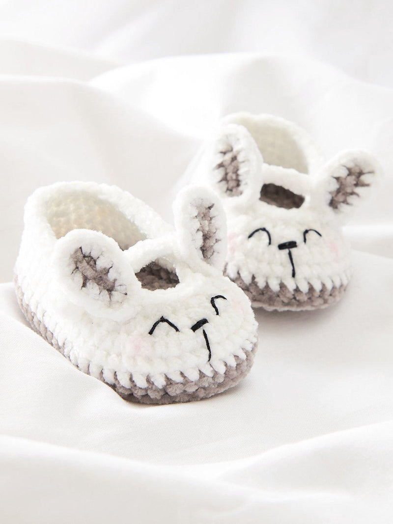 Rico Design Ricorumi baby booties crochet kit, UK version