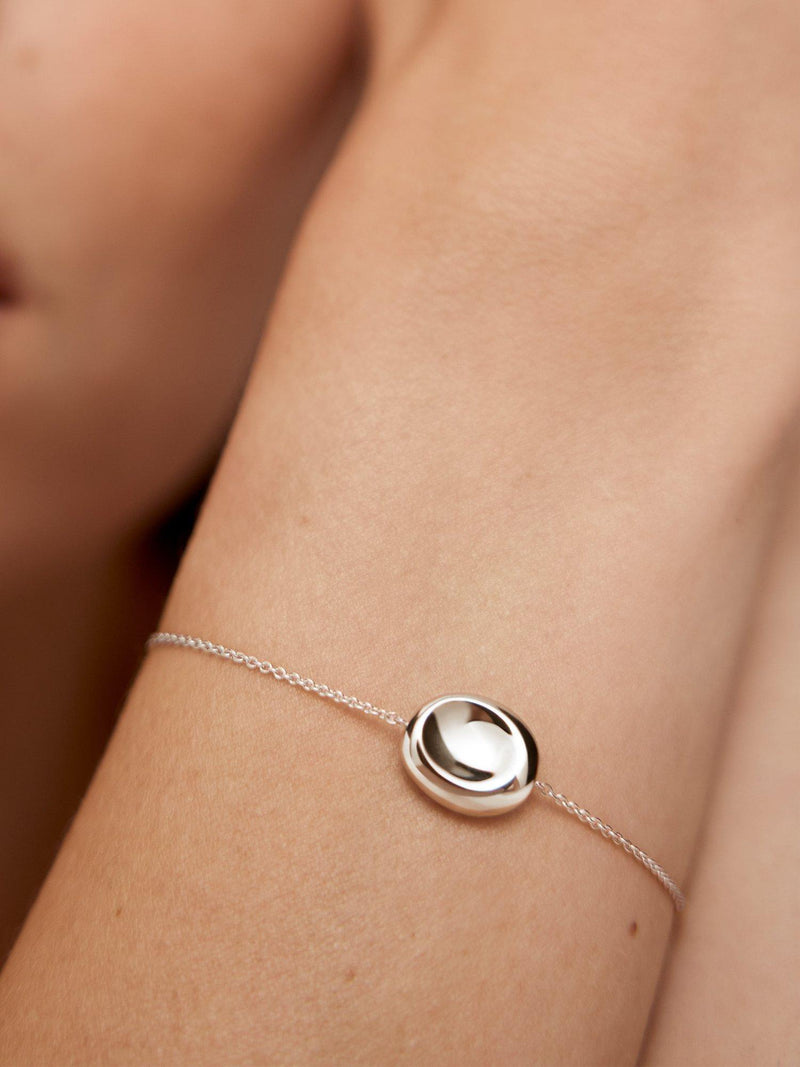 Monica Vinader Aria Adjustable Bracelet sterling silver, imported from the UK