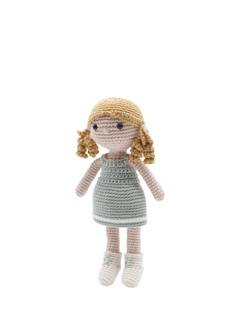 Hardicraft Britt doll crochet kit with pattern and yarn, UK version