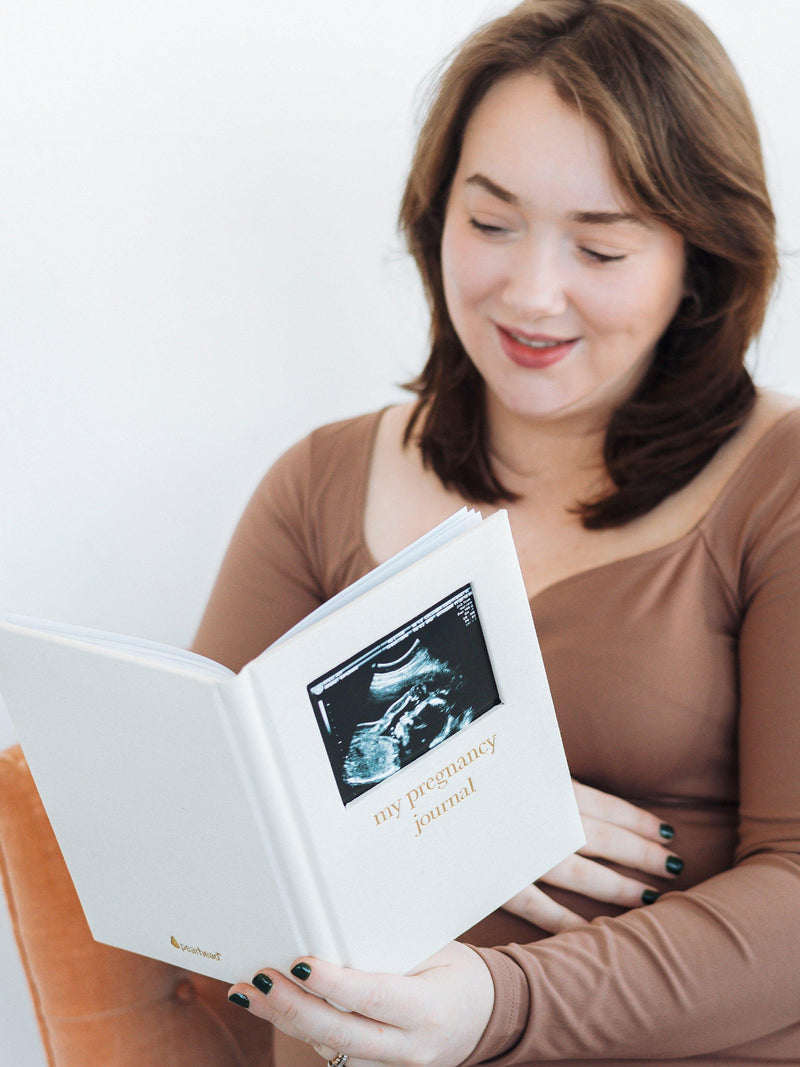 Pearhead pregnancy journal cream linen (British brand)