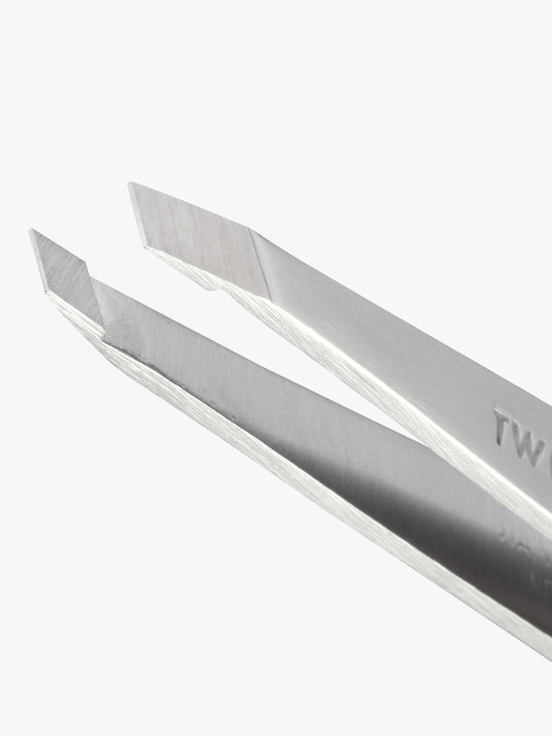 Tweezerman brow grooming set with razor and tweezer, imported from the UK