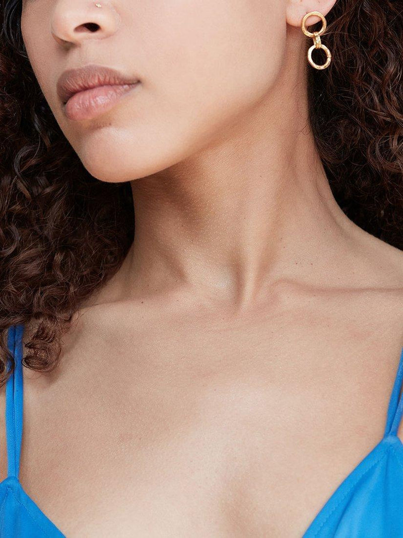 Ottoman Hands drop earrings with double chain in gold (British brand)
