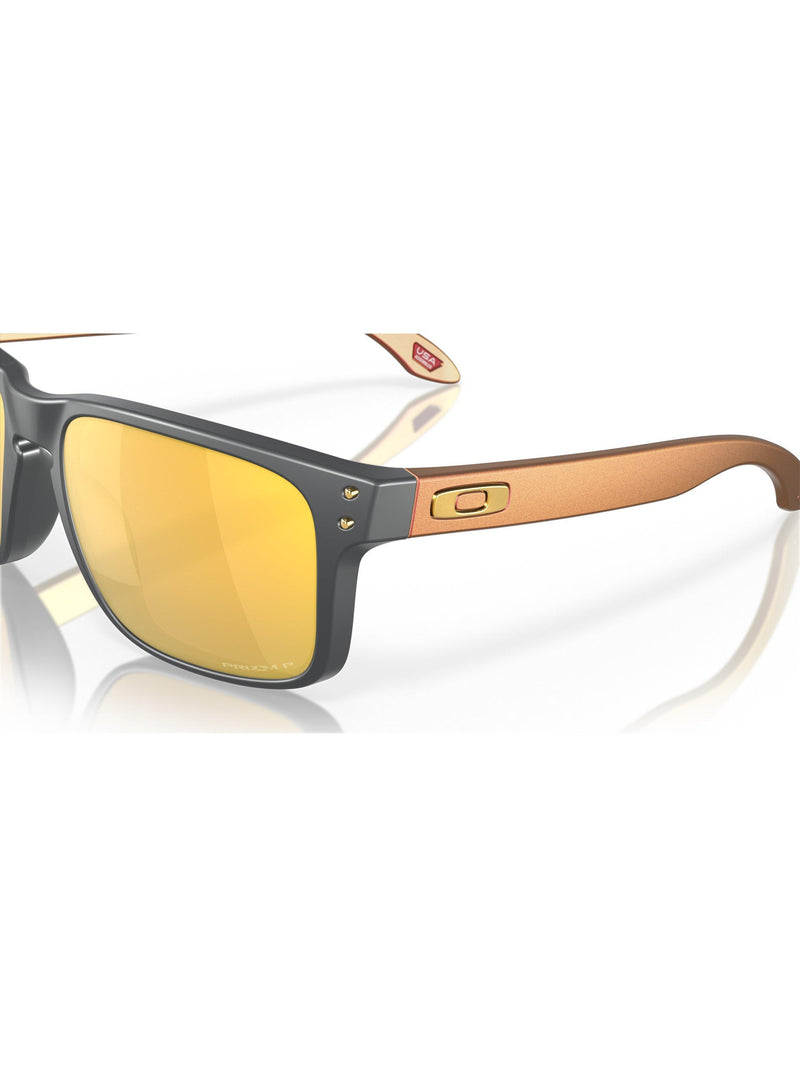 Oakley square polarised sunglasses Matte Carbon, imported from the UK