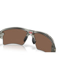 Oakley OO9488 mirrored polarised sunglasses, UK version