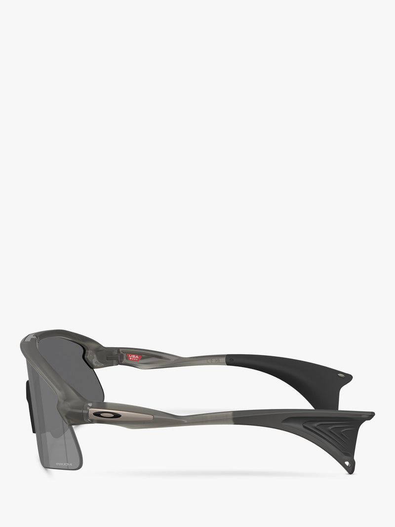 Oakley OO951 rectangular sunglasses grey smoke - British product