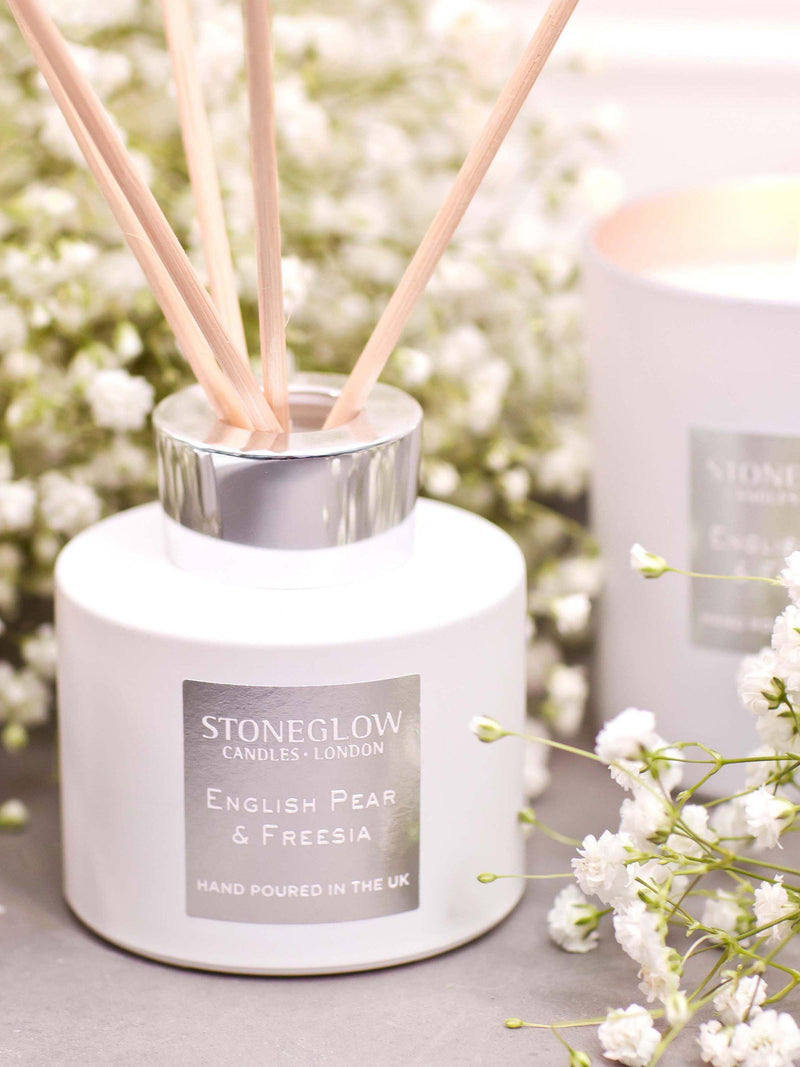 Stoneglow English Pear & Freesia reed diffuser 120ml, UK version
