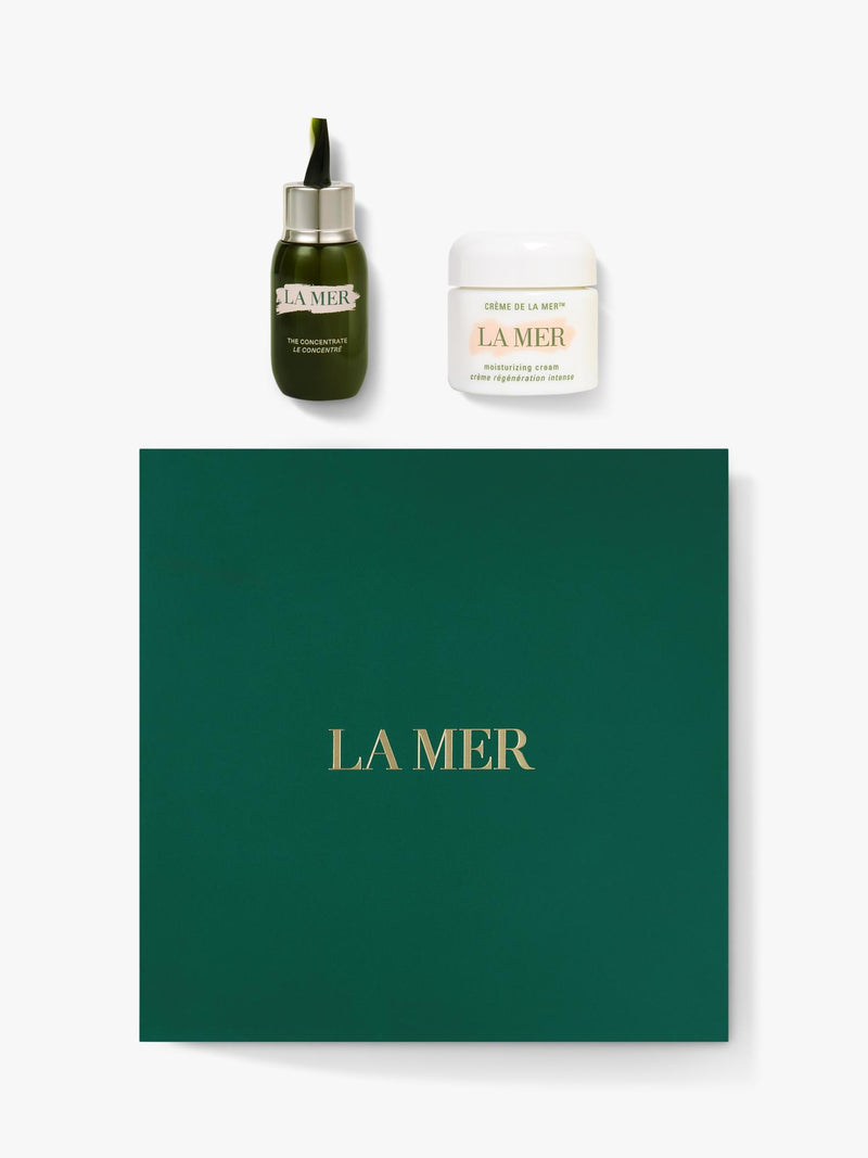 La Mer Moisture and Strength Duet gift set, imported from the UK