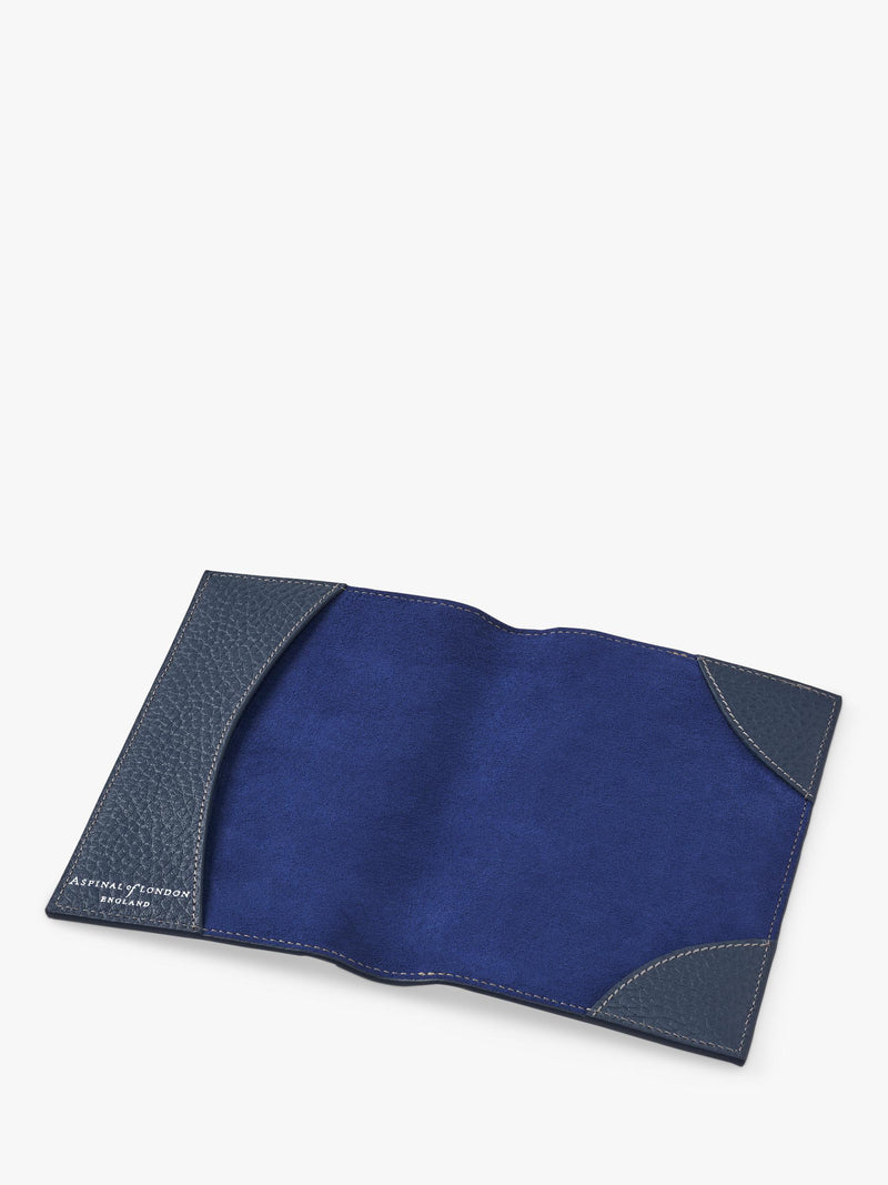 Aspinal of London leather passport cover H14cm (British brand)