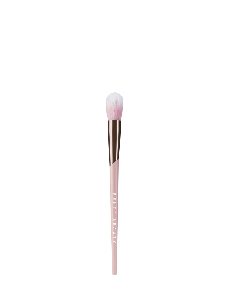 Fenty Beauty Precision Highlighter Brush 135 - British product