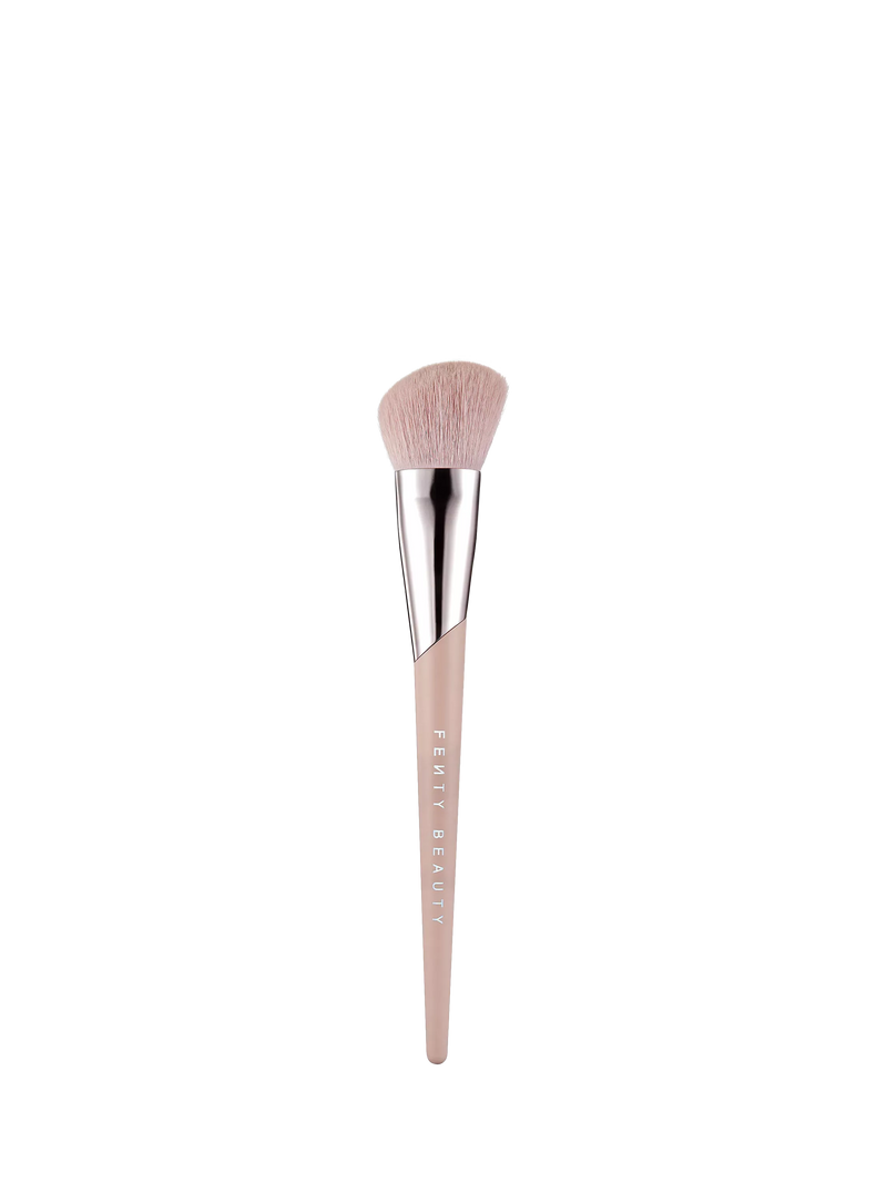 Fenty Beauty face shaping brush 125 - British product