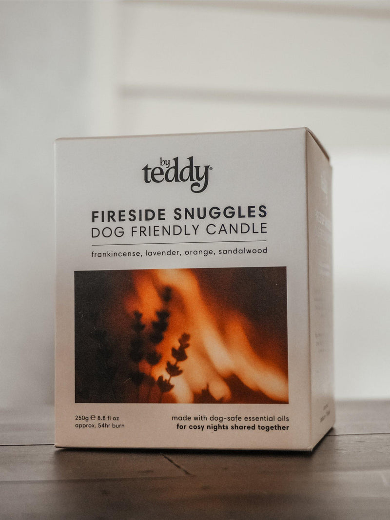 By Teddy Fireside Snuggles scented candle 250g - British product