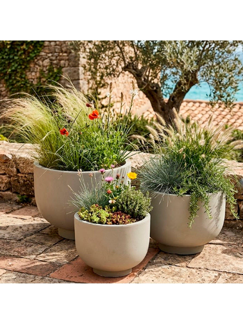 Kaemingk footed outdoor planters set of 3 grey (British brand)