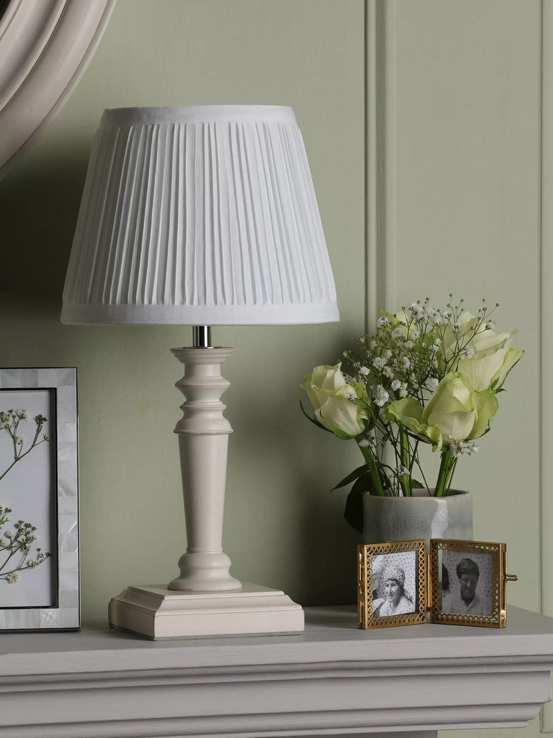 Laura Ashley table lamp set of 2 off white, UK version