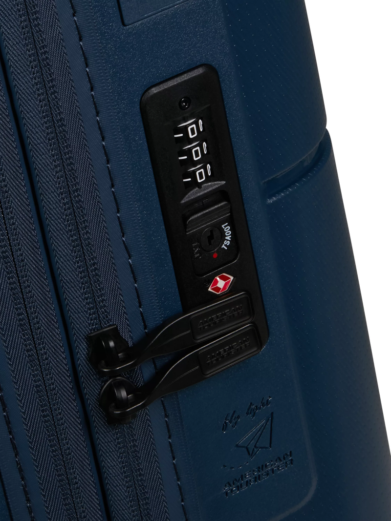 American Tourister Mickey Mouse cabin suitcase 47L - British product