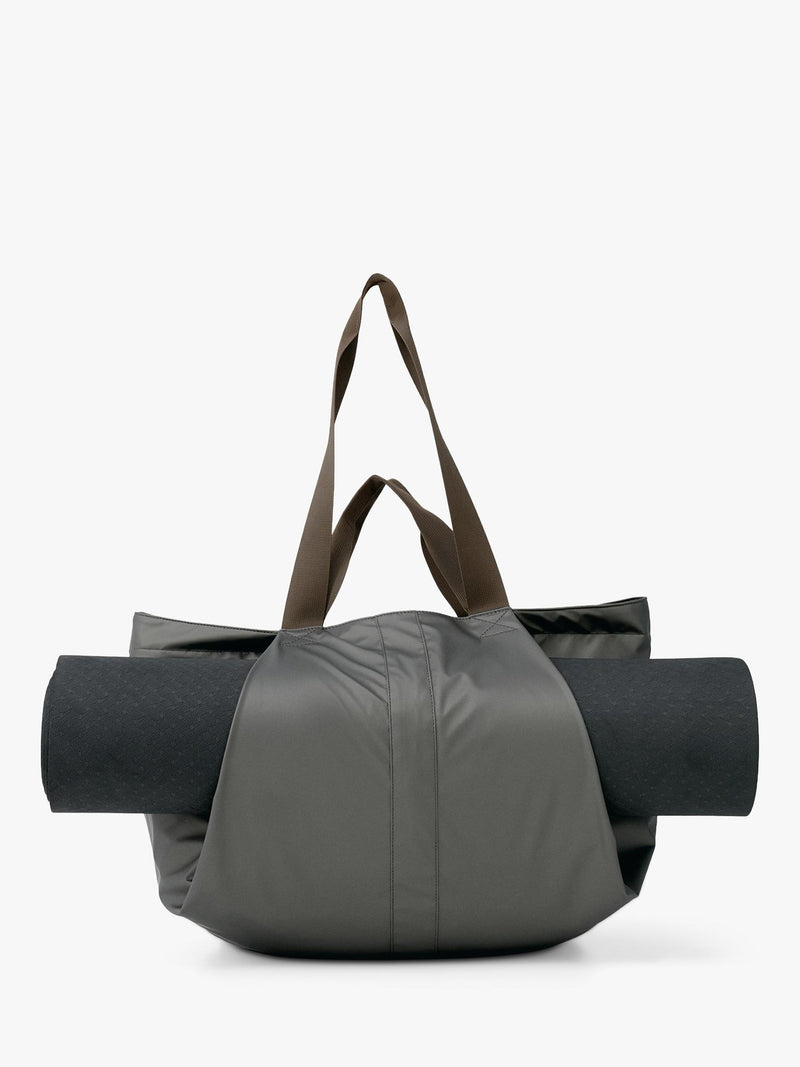 Born Living Yoga Raga Bag walnut sports bag, imported from the UK