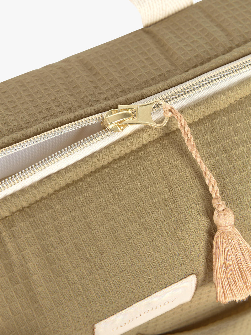 Nobodinoz Gala Changing Bag olive green (British brand)
