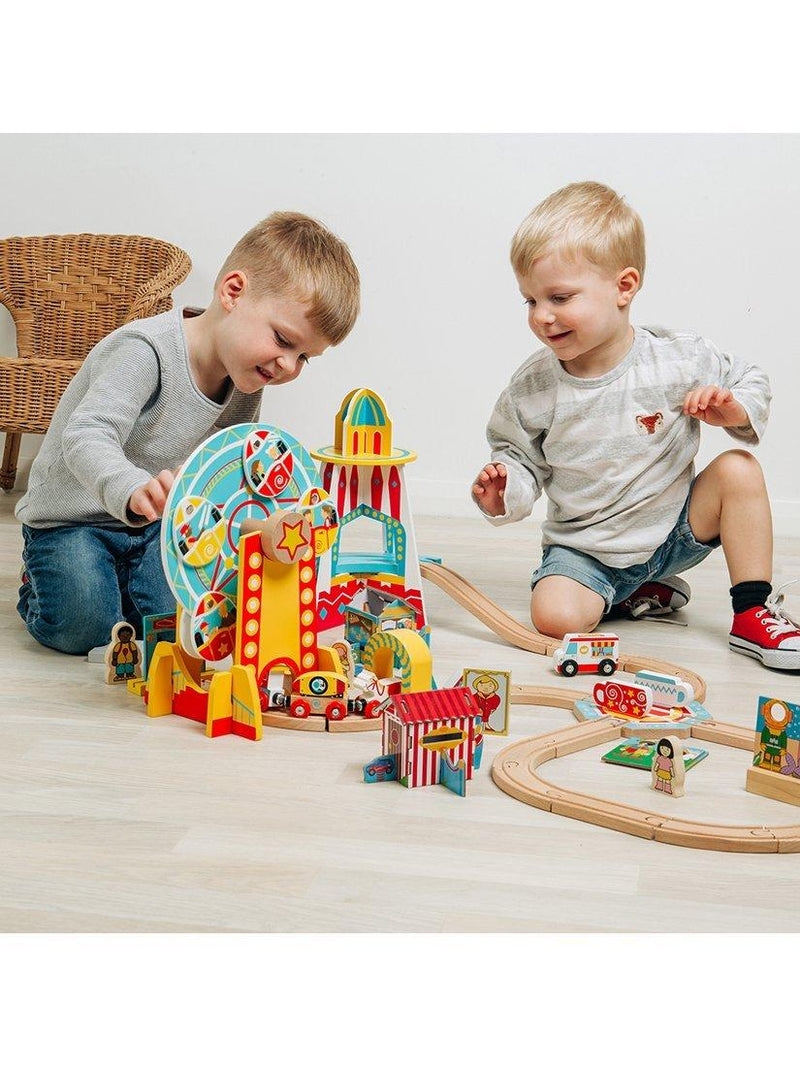Bigjigs Toys wooden Ferris wheel train tunnel, imported from the UK