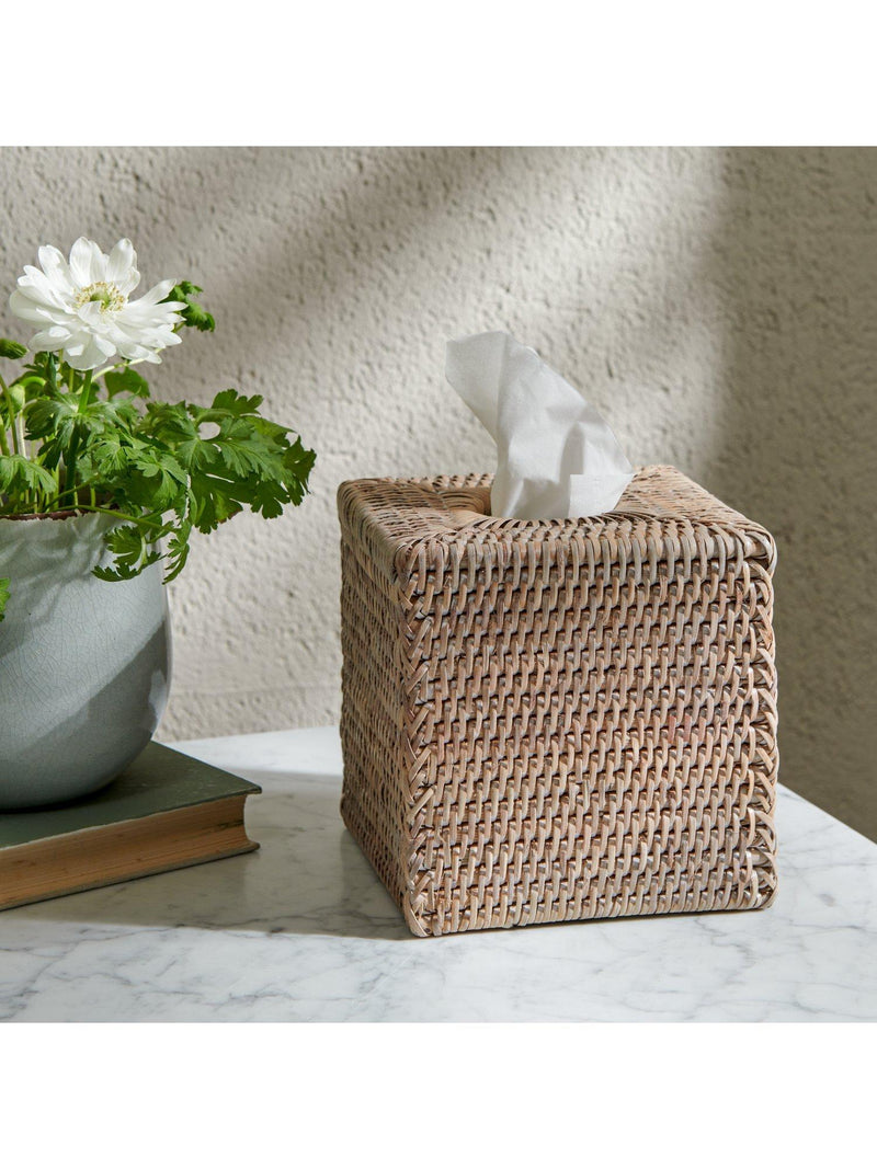 Neptune rattan tissue box natural white washed 14cm (British brand)