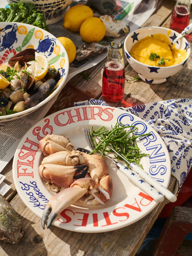 Emma Bridgewater Red & Blue Toast British Beaches dinner plate 27cm (British brand)