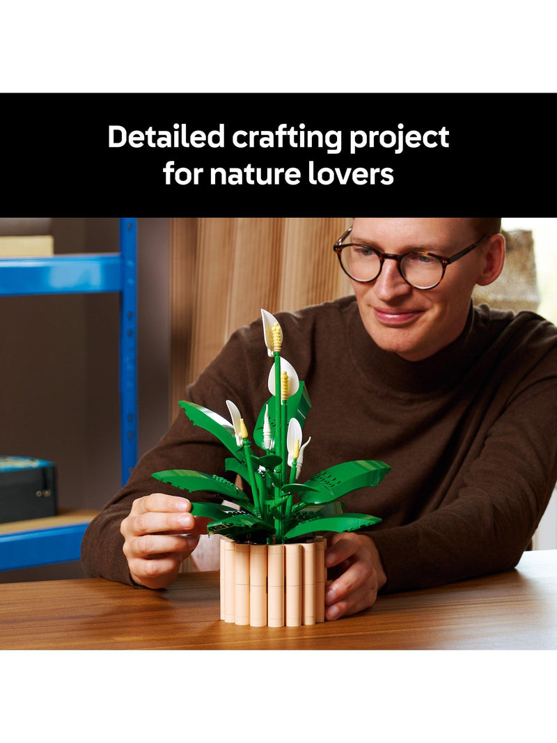 LEGO Botanicals Peace Lily building set 474 pieces - British product