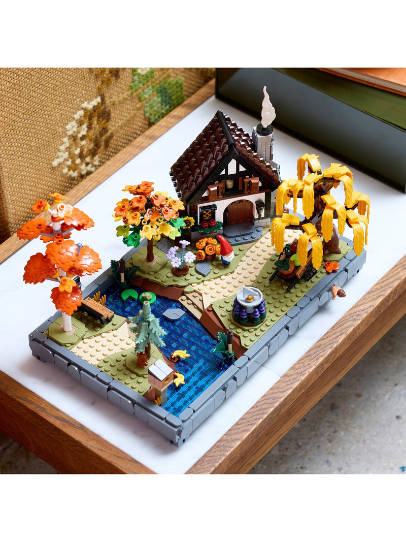 LEGO Autumn Cottage Garden building kit - British product