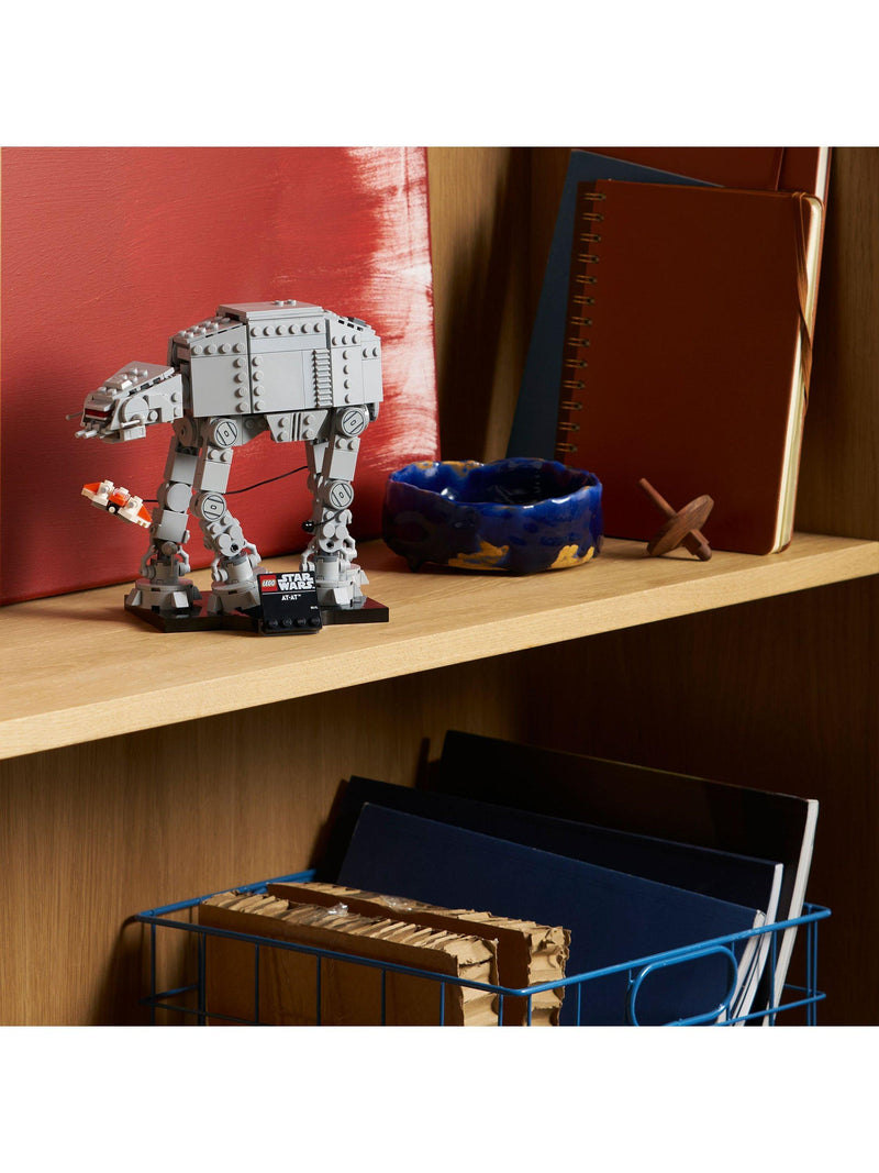 LEGO Star Wars AT-AT Walker & Snowspeeder 525 pieces (British brand)