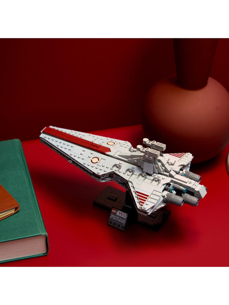 LEGO Star Wars Venator Cruiser model 75441, UK version